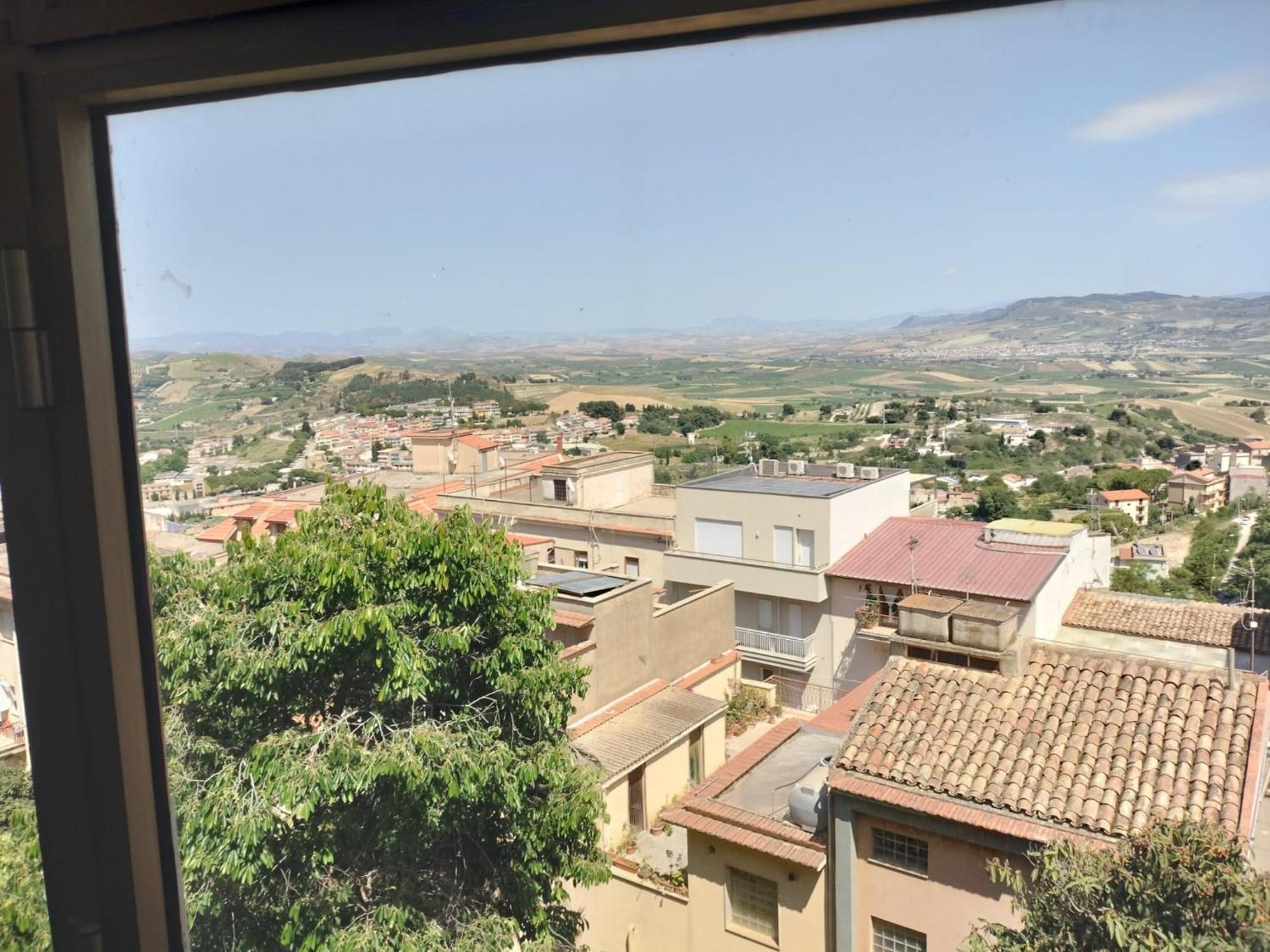D&P Suites 1 Salemi Exterior foto